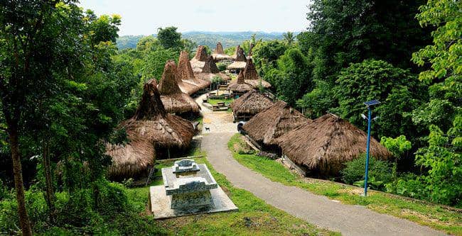 indonesia-tourism.com