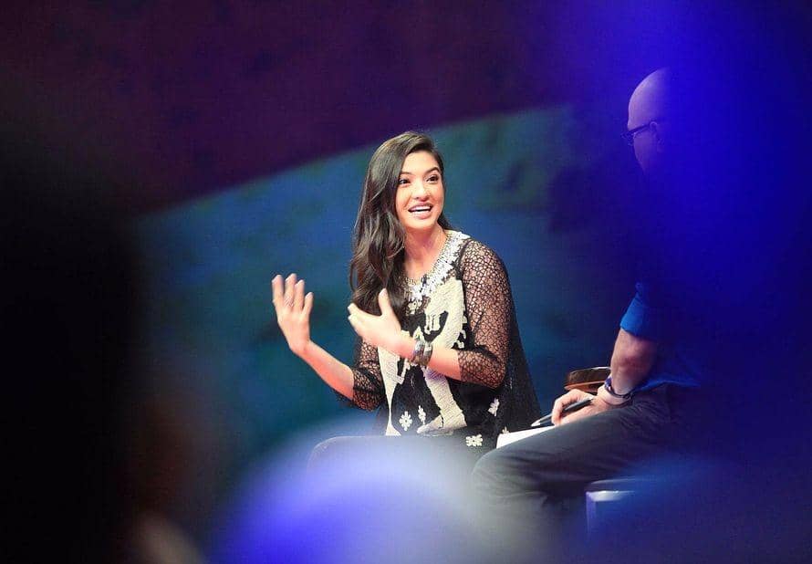 Bukan Penyanyi, 5 Aktris Indonesia Ini Buktikan Miliki Suara Merdu