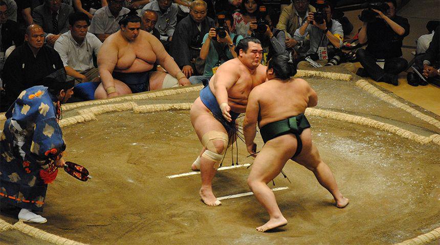 5 Fakta Menarik Seputar Olahraga Sumo Kebanggaan Orang Jepang