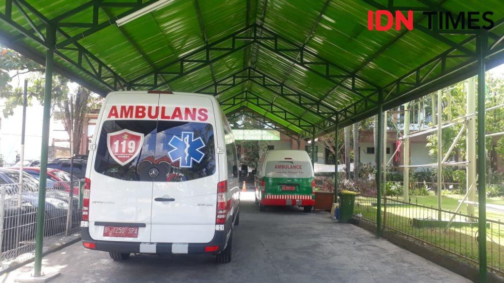 Miris, Ayah Bopong Jenazah Anak karena Dilarang Pakai Ambulans