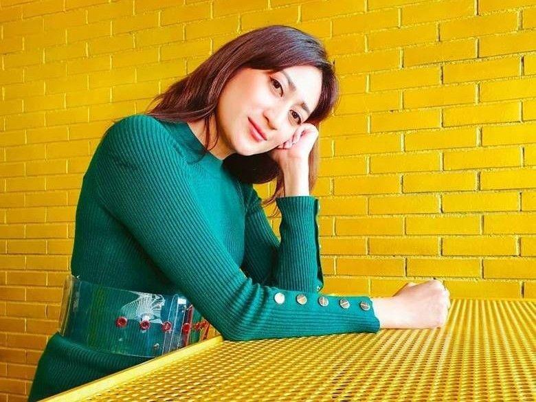 Lama Vakum, 10 Penampilan Terbaru Helmalia Putri yang Makin Mirip Bule