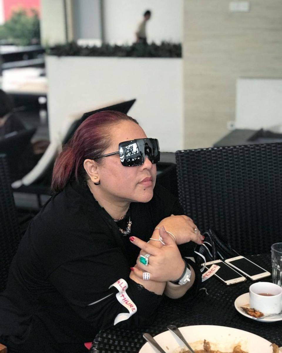 instagram.com/triretnoprayudati_nunung