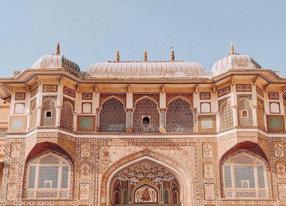 instagram.com/purewowtravel/