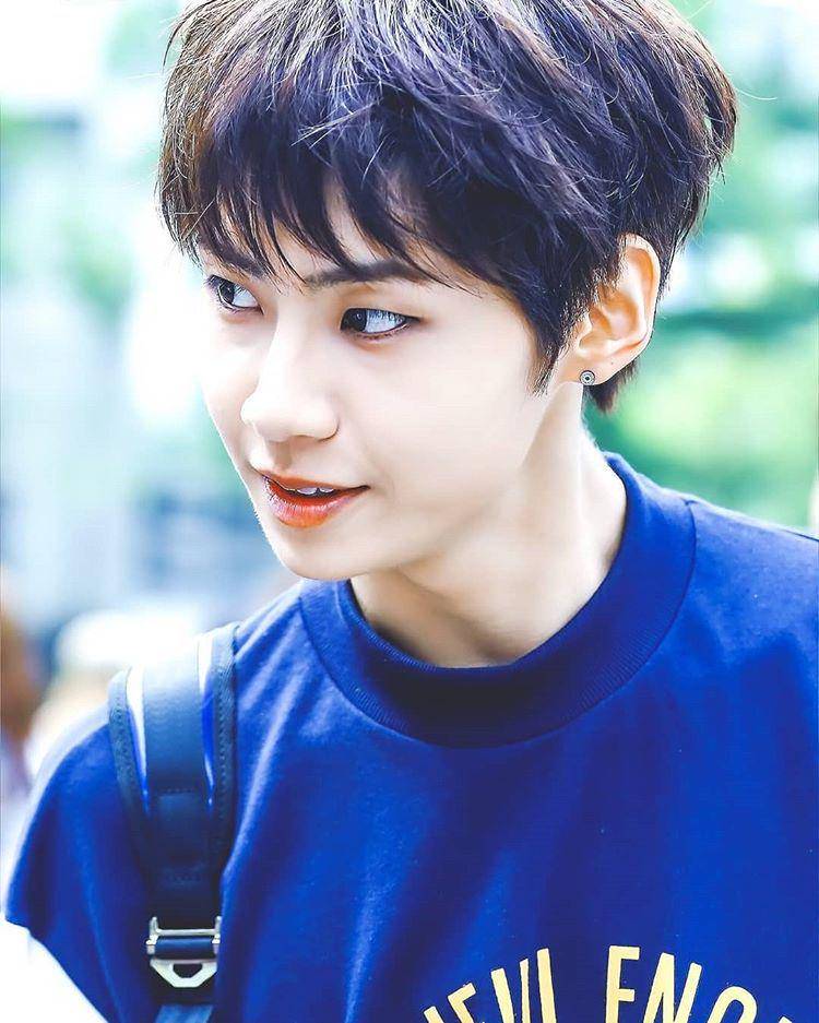 mysocialmate.com/tag/happyjinhyukday