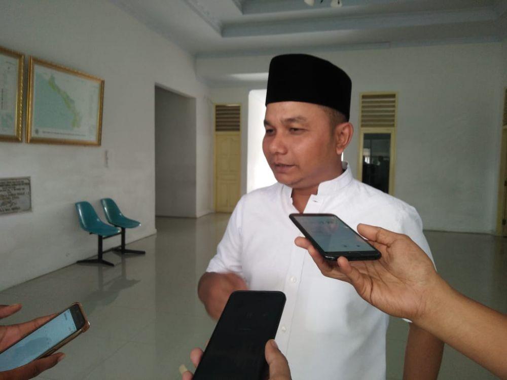 Bupati Tapteng Sarankan Gubernur Edy Minta Maaf Pada Pelatih Biliar