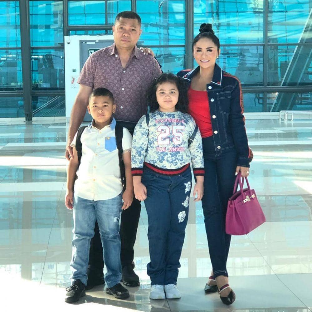 instagram.com/krisdayantilemos