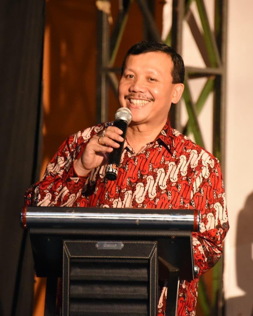 [BREAKING] Sekda Jabar Iwa Karniwa Resmi Ditahan KPK
