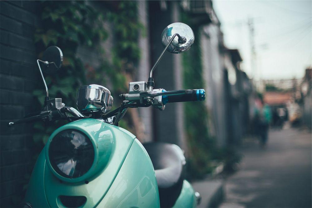 5 Hal Ini Bisa Ladies Lakukan Saat Motor Mengalami Mogok di Jalan
