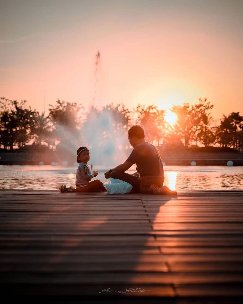 Tak Kalah dari Bali, Ini 7 Spot untuk Menikmati Sunset di Surabaya