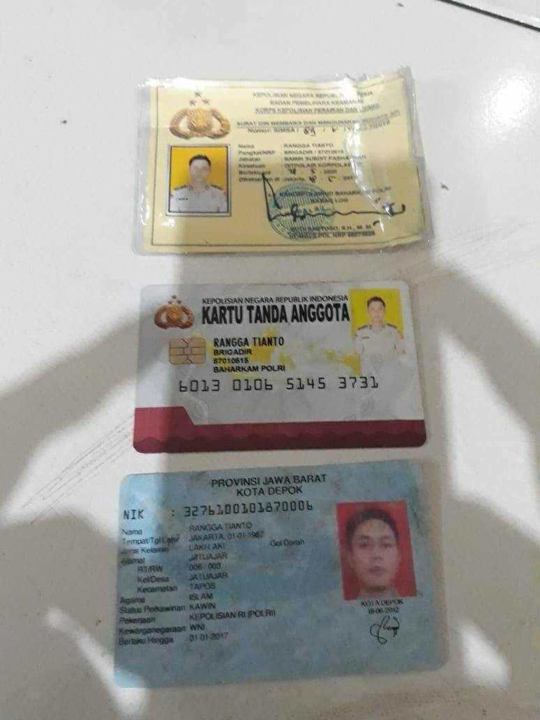 Dokumen Istimewa
