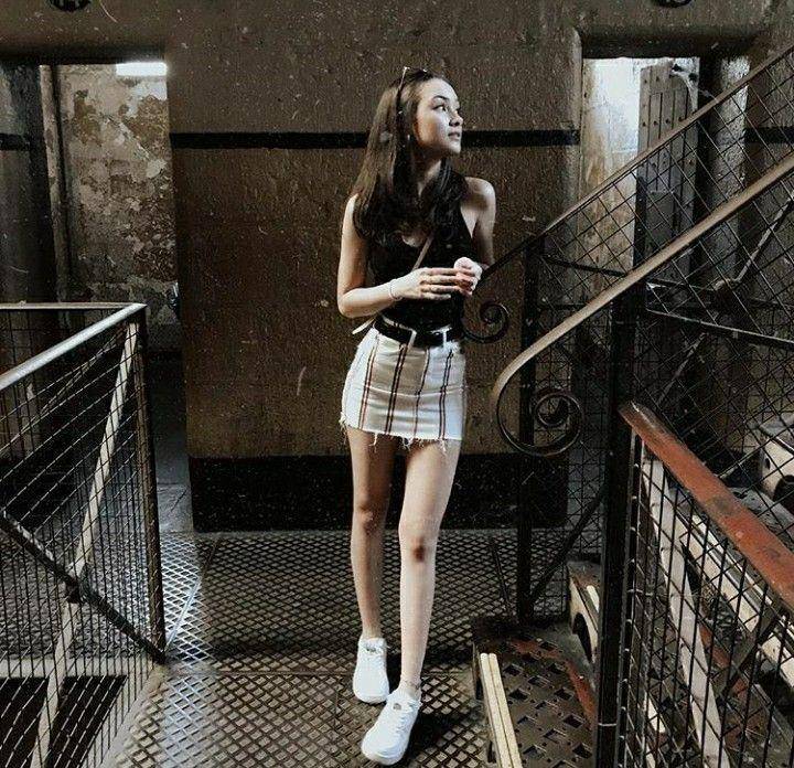 instagram.com/caitlinhalderman