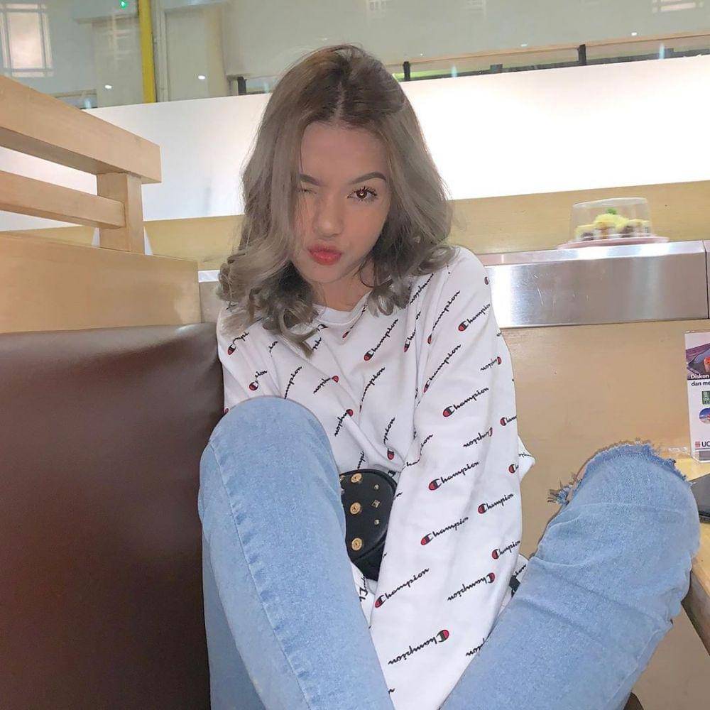 Instagram.com/putriayuzulvanny