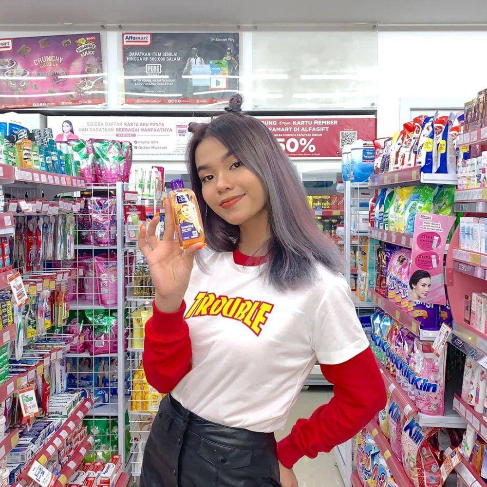 Instagram.com/putriayuzulvanny