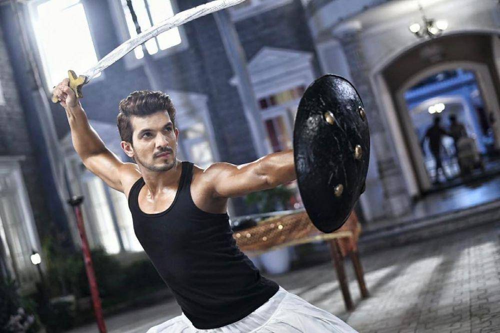 Instagram/ arjunbijlani