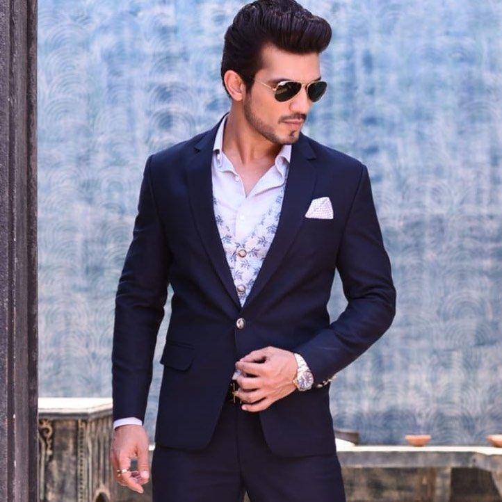 Instagram/ arjunbijlani