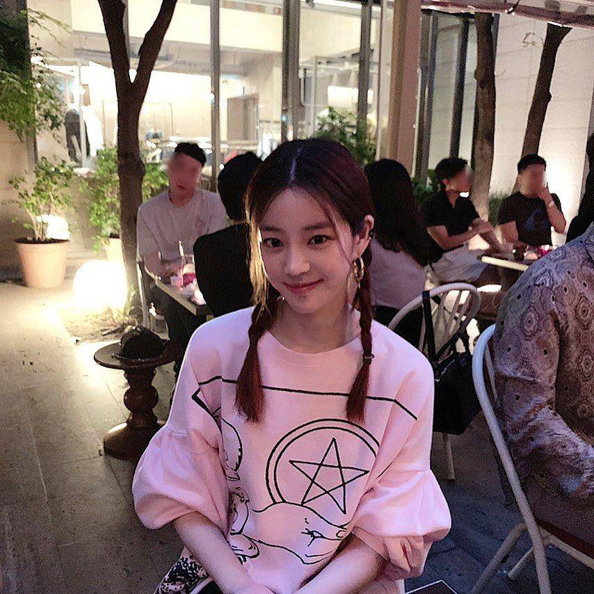 instagram.com/yubi_190