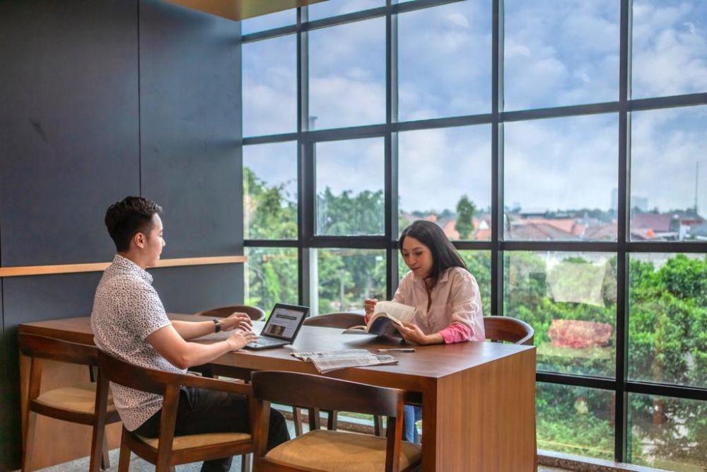 Req Space, Tempat Paling Tepat Buat Milenial Kerja