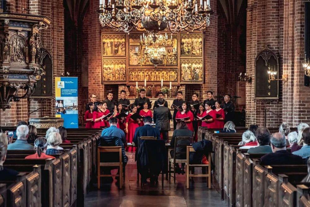 Berawal Mengisi Acara Kampus, Elshaddai Raih Penghargaan Internasional