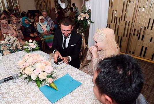 instagram.com/sitiliza2013