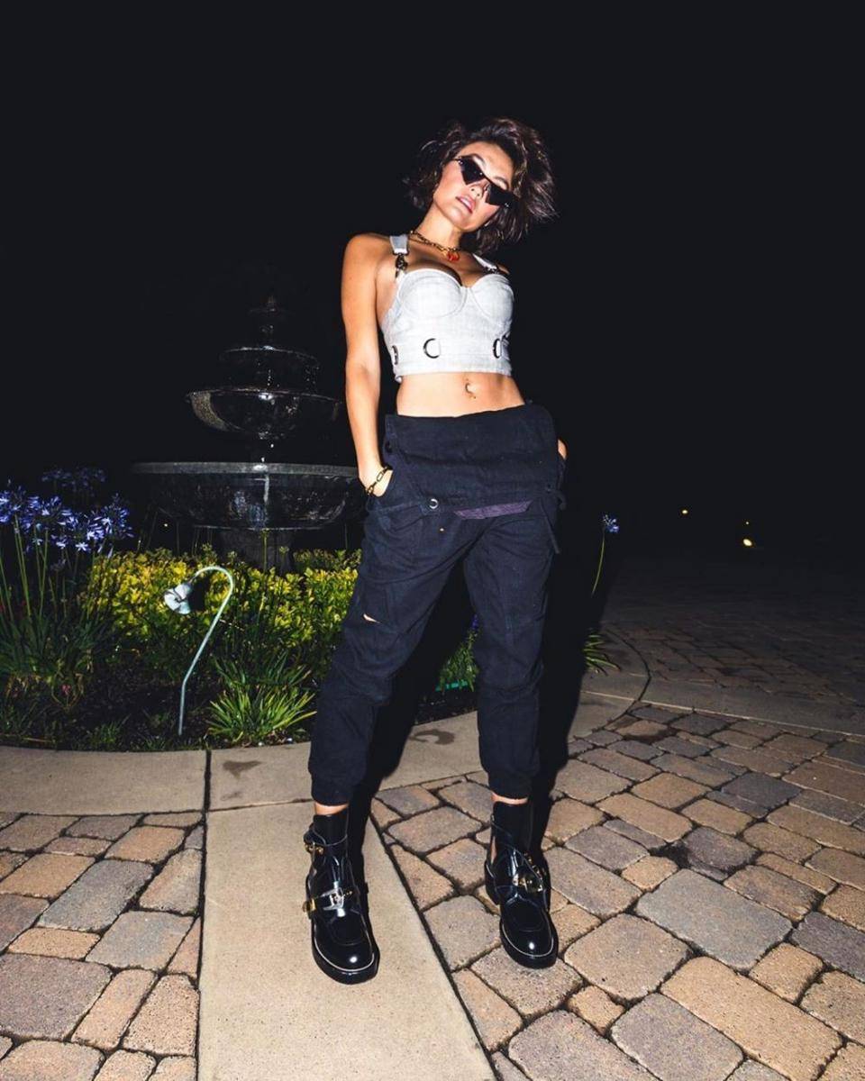 instagram.com/agnezmo