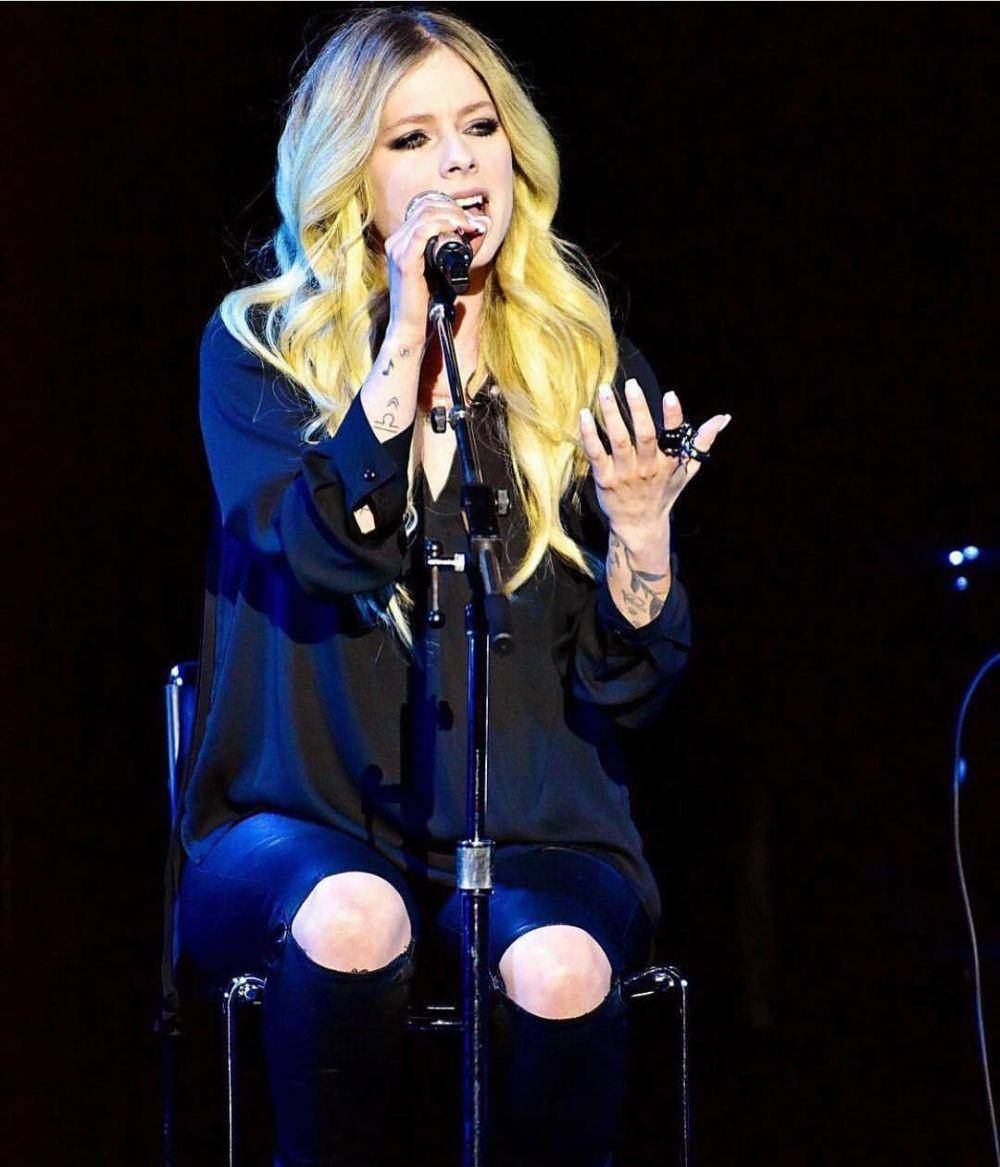 instagram.com/avrillavigne