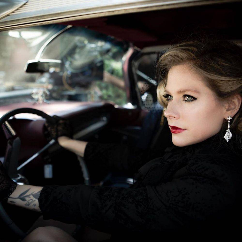 instagram.com/avrillavigne