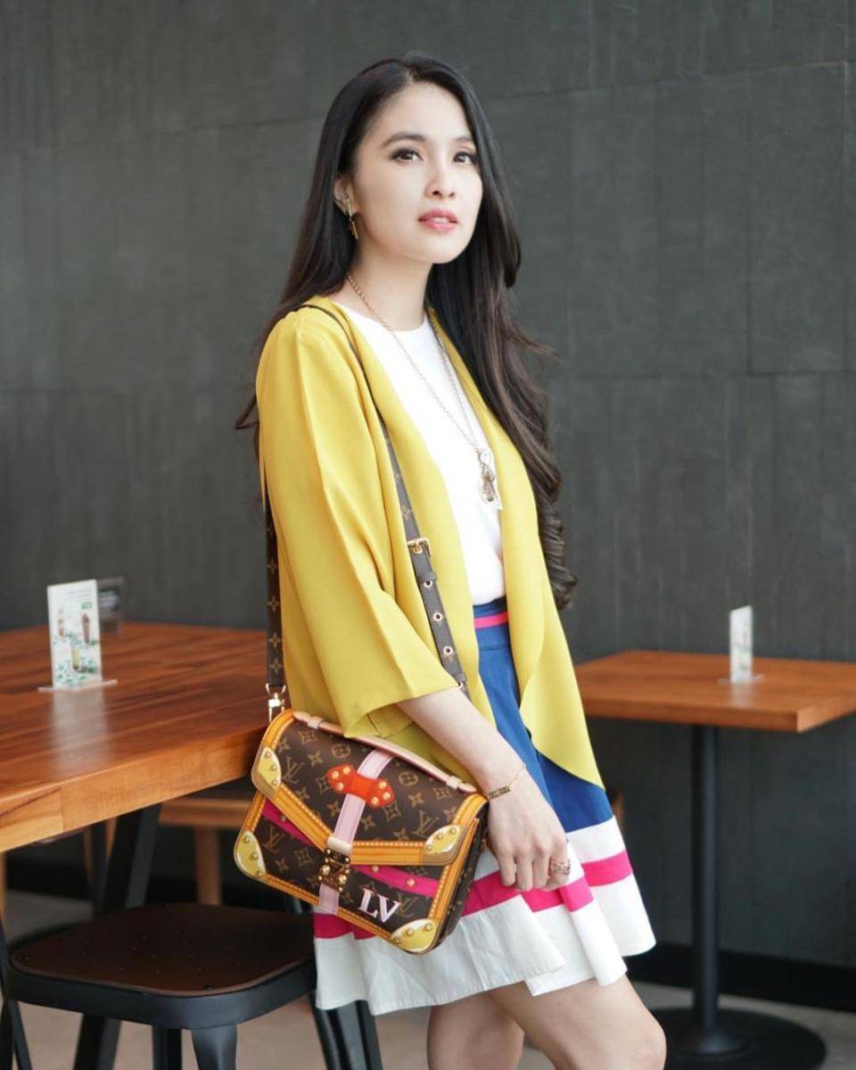 Instagram.com/sandradewi88
