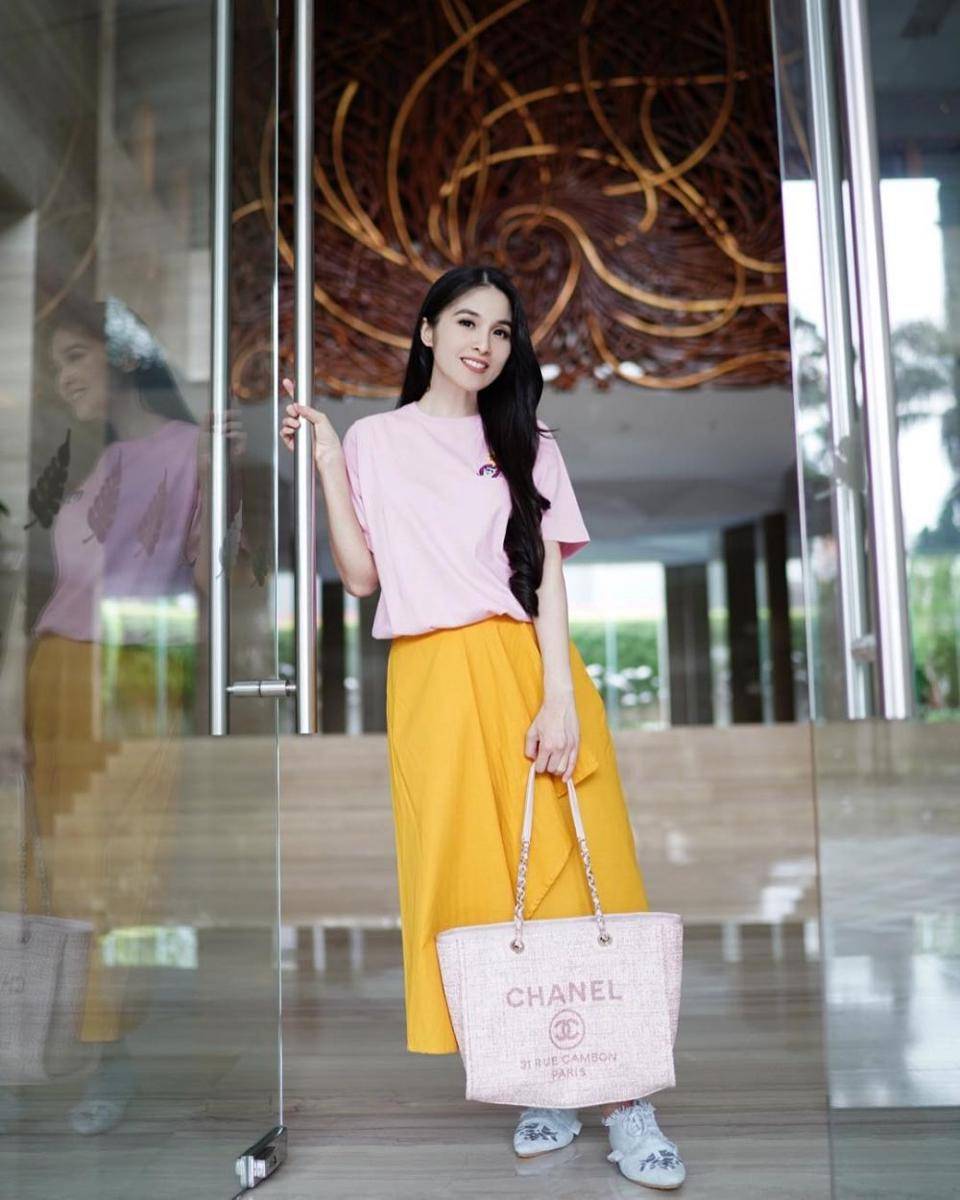 Instagram.com/sandradewi88