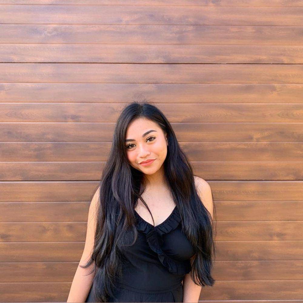 instagram.com/chelsea.veronnia