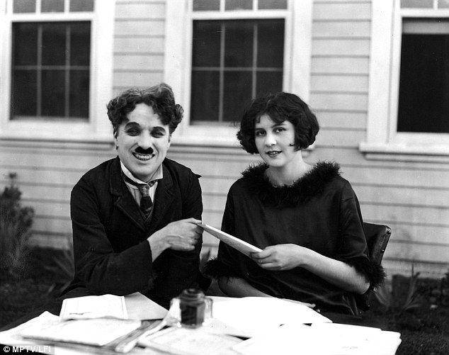 Charlie Chaplin dan istri (dailymail.co.uk)