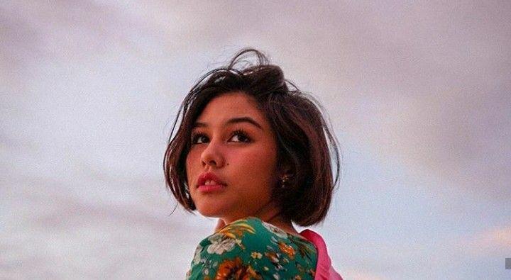 10 Inspirasi Outfit Colorful Look ala Vanesha Prescilla, Fresh Banget!