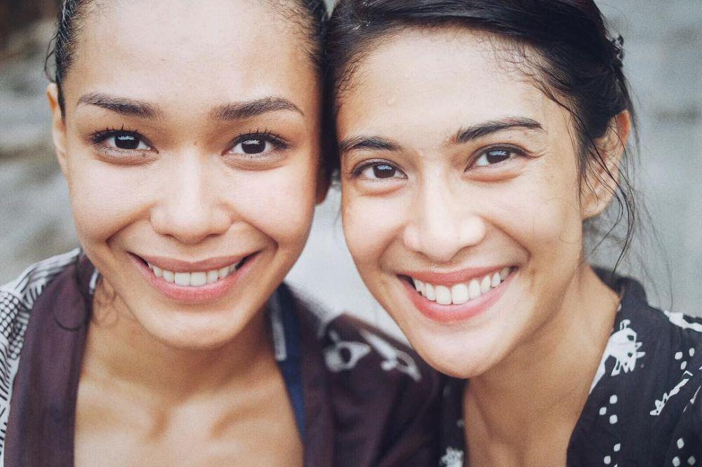Bukan Blasteran, Potret 10 Artis Ini Pancarkan Pesona Asli Indonesia