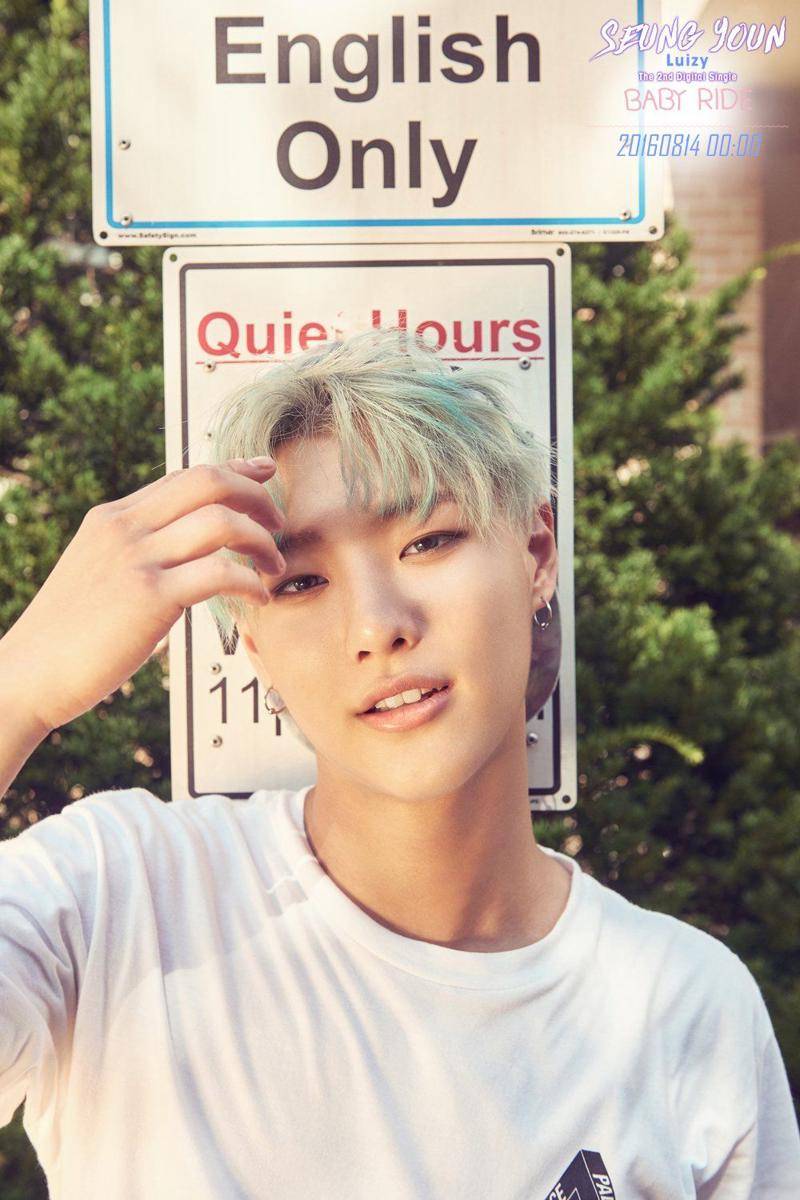 twitter.com/UNIQ_5