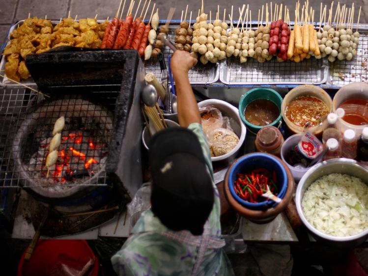 8 Rekomendasi Kuliner Street Food Malaysia yang Patut Kamu Coba!