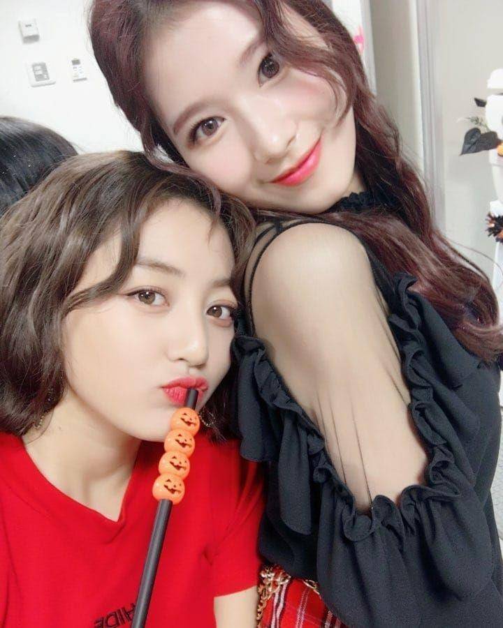 instagram.com/twicetagram