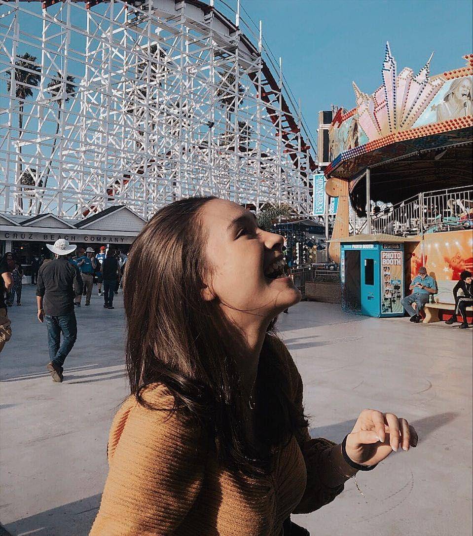 Instagram.com/caitlinhalderman