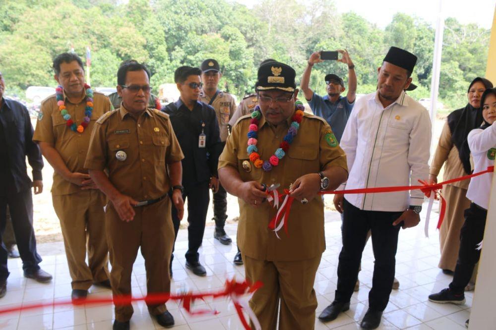 Pasar Rakyat Muara Bengkal Diresmikan Bupati Kutim