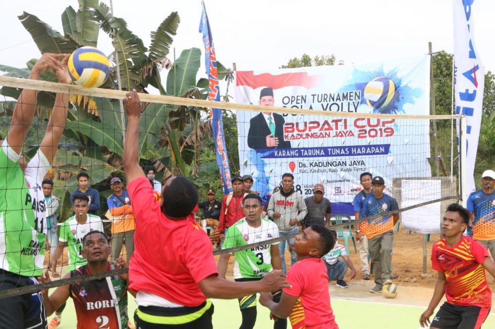 Open Turnamen Bola Volly Bupati Cup 2019 Resmi Dibuka Bupati Kutim