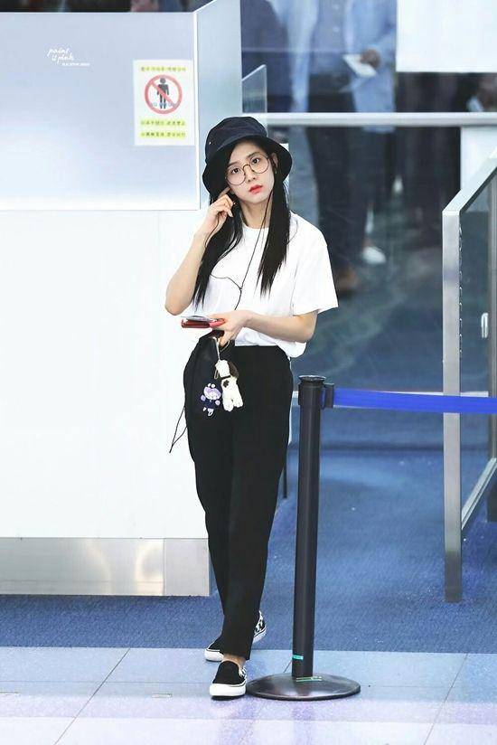 officialkoreanfashion.com