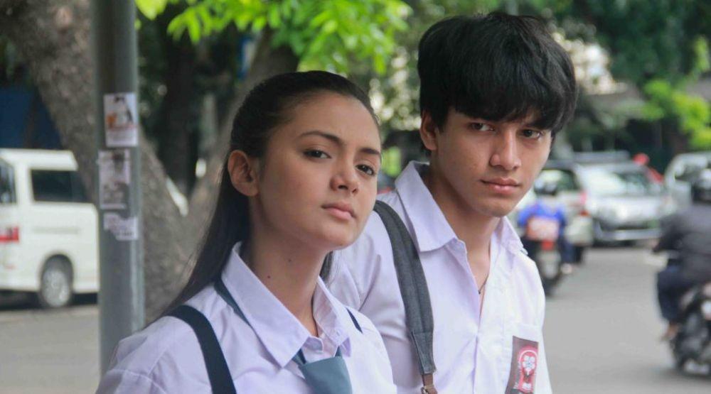 Bikin Nostalgia, Ini 5 Film Indonesia yang Mengusung Kisah Cinta SMA
