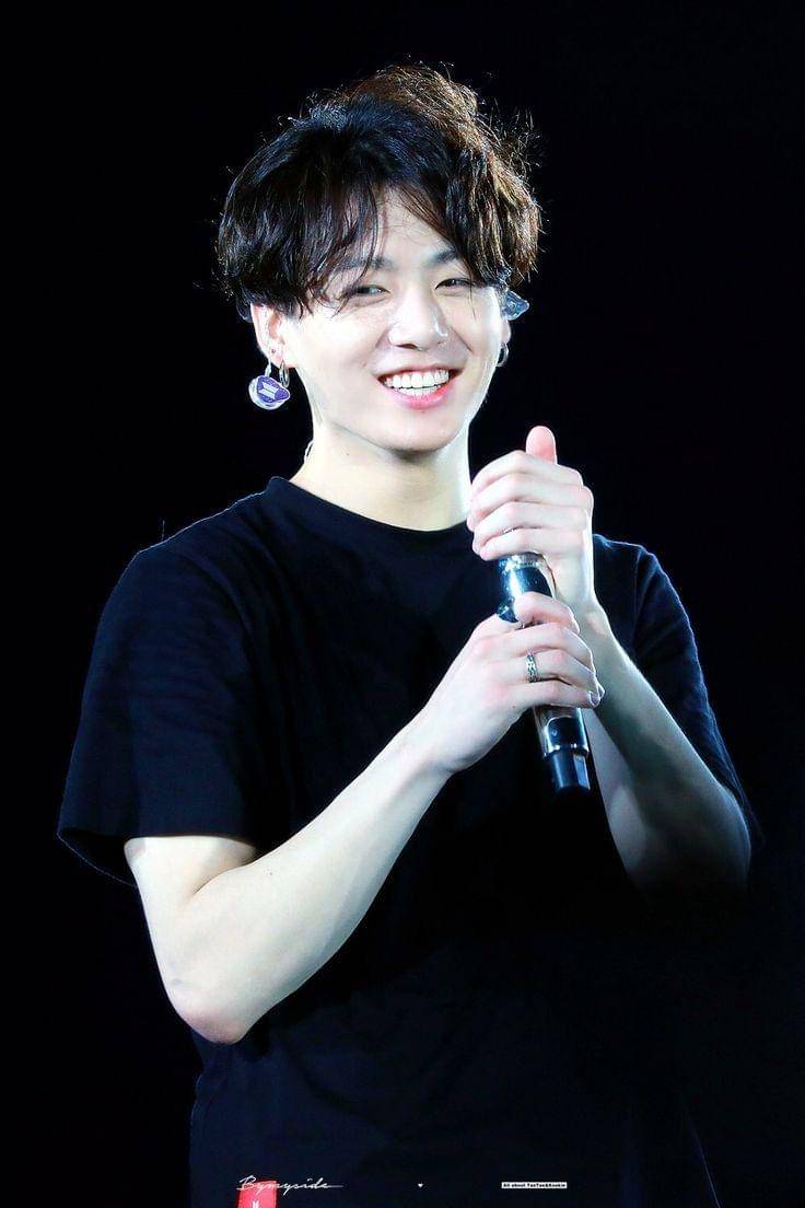 twitter.com/ByMySide_KookV