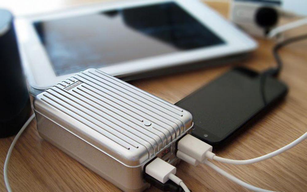 Tolong Waspada, 5 Hal Ini Bisa Bikin Baterai HP dan Power Bank Meledak