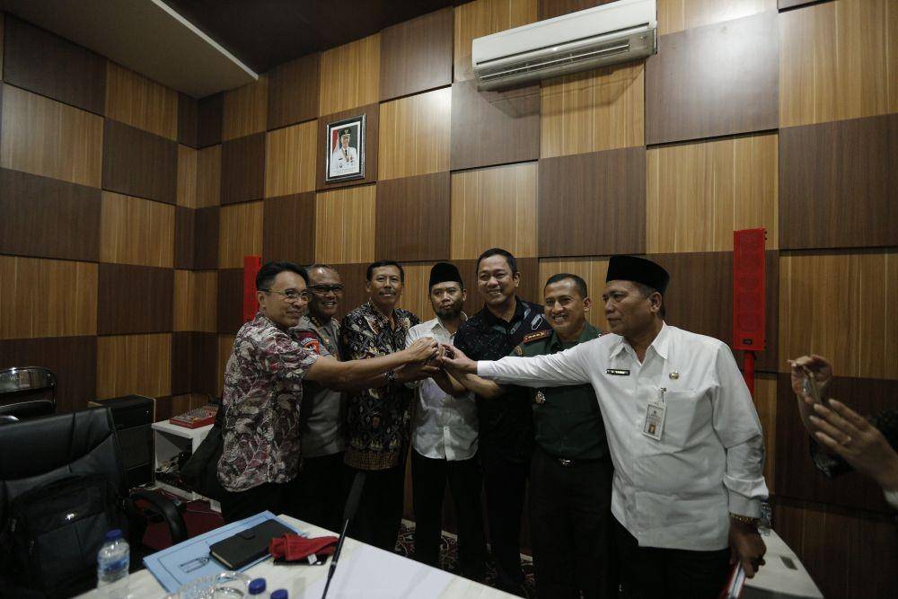 twitter.com/hendrarprihadi