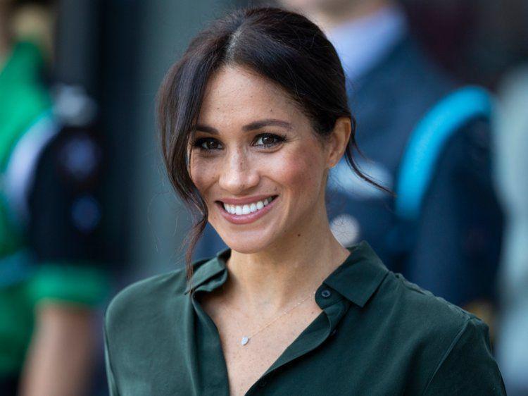 6 Gaya Rambut ala Meghan Markle yang Simple & Elegan, Berani Coba?