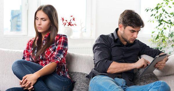 5 Hal yang Membuat Pasangan Merasa Tertekan Olehmu