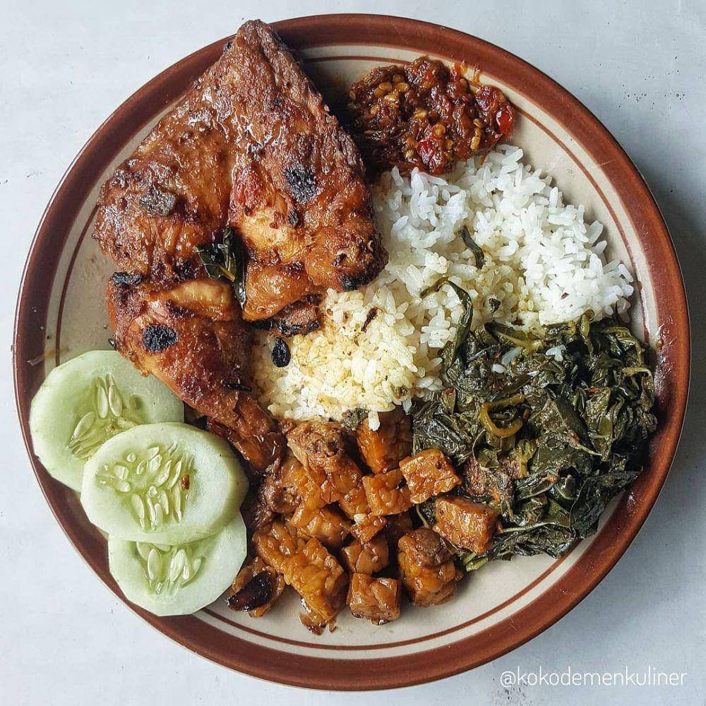 instagram.com/kokodemenkuliner