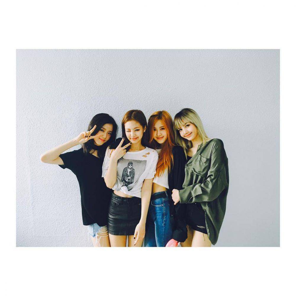 instagram.com/blackpinkofficial