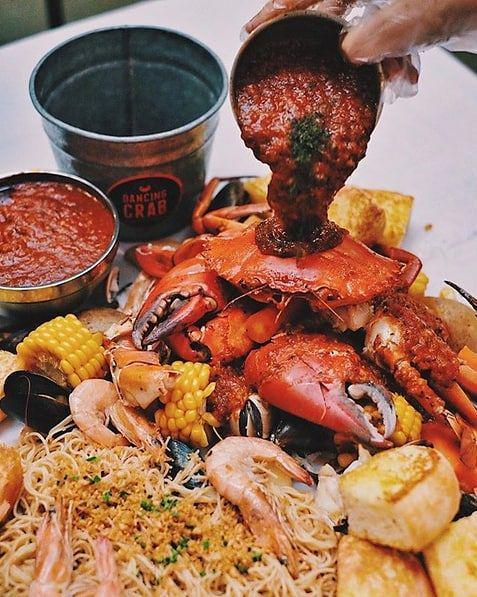 5 Tempat Makan Seafood Paling Enak di Bandung, Sudah Tahu?