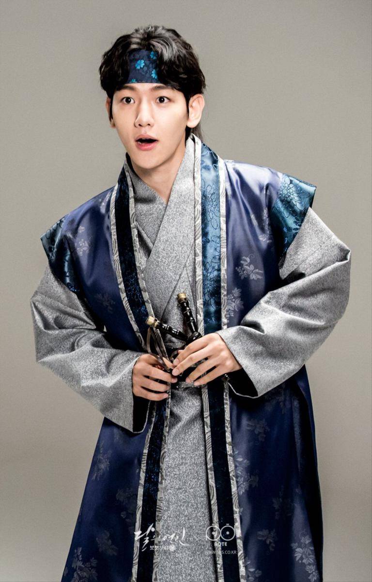 twitter.com/baekhyuntown