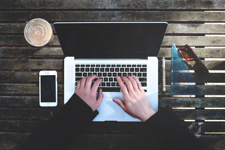 Plagiarisme: Kesalahan Tak Termaafkan dalam Karya Tulis